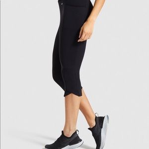 Gymshark poise cropped leggings